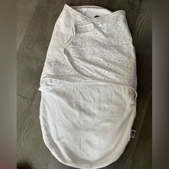 Nested Bean Classic Swaddle Sleepsack 0-6 Months - Picture 2 of 3